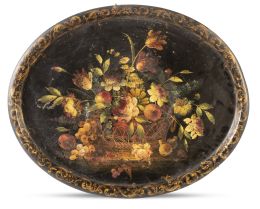 579.  Bandeja oval de latón con decoración pintada de cesto con flores y frutos.S. XIX.
