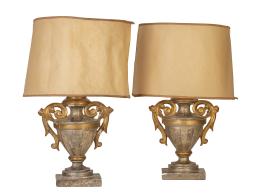 637.  Pareja de copas de madera tallada, policromada y dorada, transformadas en lámparas.España, S. XIX.