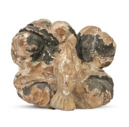 687.  Espíritu Santo.Madera tallada de pino con restos de policromía y dorado.España, S. XVIII - XIX