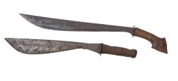 546.  Lote de dos espadas en acero y madera.Malasia o Indonesia, S. XIX.