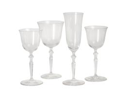 755.  Cristalería de doce servicios de cristal transparente de co