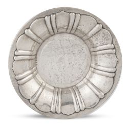 1336.  Panera circular de plata. Con marcas.Pérez Hermanos, España, principios del S. XX.