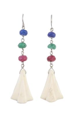 89.  Pendientes largos con diseño de abanico de marfíl, que pend