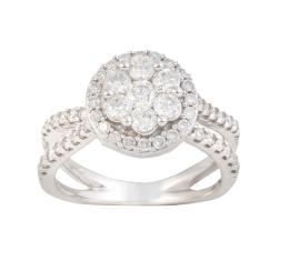 138.  Sortija de brillantes con rosetón central orlado de brillantes, y brillantes en los brazos en aspa de la montura