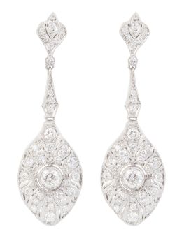 315.  Pendientes largos de brillantes estilo Art-Decó, con forma 