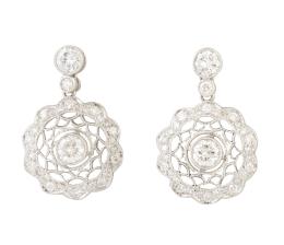 136.  Pendientes rosetón de brillantes estilo Art-Decó con decora