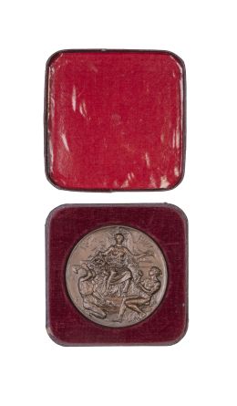 1259.  Lorenzo Coullaut Valera (Marchena, 1876 - Madrid 1932). Firmada.Medalla conmemorativa del banco de España, 1874-1929.Con su caja original