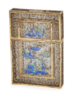 1182.  Tarjetero de filigrana de plata dorada con esmalte en azul y verde.China, dinastía Qing, S. XIX.