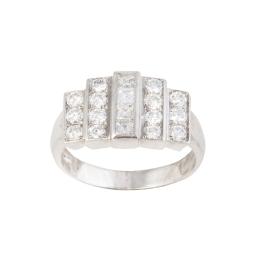 314.  Sortija de brillantes de cinco bandas escalonadas, la central, más elevada, de diamantes carré