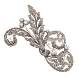 10.  Broche portugués de pp. S. XX con diseño vegetal decorado con strass