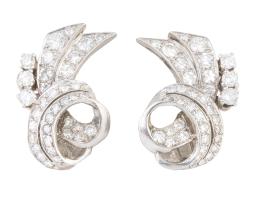 397.  Pendientes años 50 de cintas de brillantes entrelazadas