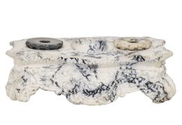 771.  Escribanía de cerámica esmaltada en azul y blanco de la serie "jaspeada".Sargadelos, tercera época, (1845-1862).