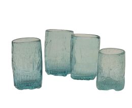 1183.  Lote de cuatro vasos de vidrio verde, con la leyenda "Ave Marya".Viana de Mondejar, Trillo, Alcarria baja de Guadalajara, S. XVIII.