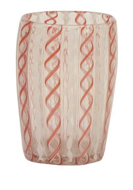 1324.  Vaso de faltriquera de vidrio transparente con hilos embebidos blancos y rojos.La Granja, periodo barroco, segunda etapa, S. XVIII.