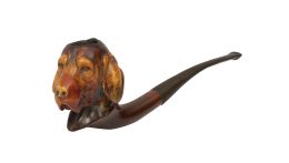 1386.  Pipa en espuma de mar tallada en forma de perro. 
Finales 