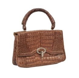 447.  Bolso vintage de piel cocodrilo color tabaco, con un asa