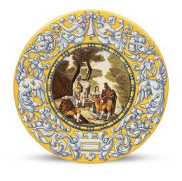 1462.  "Maja y embozados, Goya".
Plato de cerámica esmaltada con 