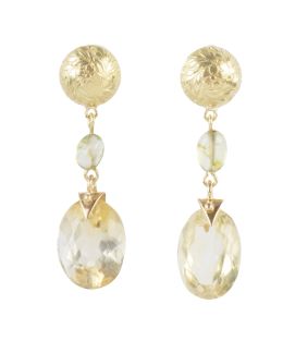 209.  Pendientes largos con citrinos facetadosde que penden de di