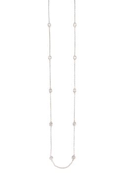 96.  Gargantilla de cadena con diez chatones de brillantes