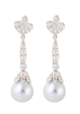 336.  Pendientes largos con perlas grises colgantes de hojita y b