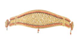 34.  Diadema ancha Imperio pp. S. XIX, con centro decorado con motivos de filigrana y calado, flanqueado por dos bandas de cuentas de coral de Sciacca facetadas, y remate en tondos con decoración de esmalte