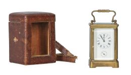 1379.  Reloj de carruaje de bronce dorado, con su estuche.H. Bach, Madrid, segunda mitad del S. XIX