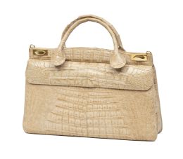 391.  Bolso vintage de piel de cocodrilo color beige con cerraduras laterales, con dos asas cortas