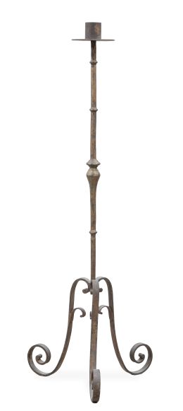 1042.  Hachero de hierro forjado, con restos de dorado.España, S. XVIII-XIX.