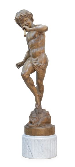 1277.  Joven sátiro tocando la flauta.Escultura de madera tallada de pino, sobre peana de mármol blanco acanalada.Principios del S. XX.