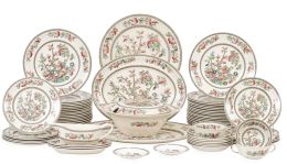 609.  Vajilla de loza estampada y pintada, de la serie "Indian Tree". Con marca en la base.Johnson Bros., Inglaterra, con marca empleada desde 1913.