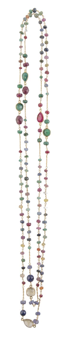 102.  Collar extralargo con cuentas de esmeraldas, zafiros, rubíes y citrinos, combinadas con tallas en lágrima y circular