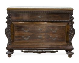 1329.  Cómoda de madera tallada de palosanto y tiradores de plata.Trabajo mallorquin, h, 1830.