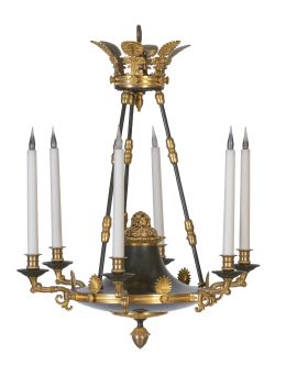 1249.  Lámpara de estilo imperio de bronce dorado y pintado de verde de seis luces.Francia, S. XX.