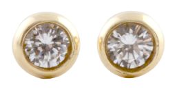 269.  Pendientes dormilonas con brillante en chatón