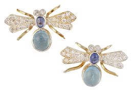 347.  Pendientes con diseño de mosca con alas cuajadas de brillan