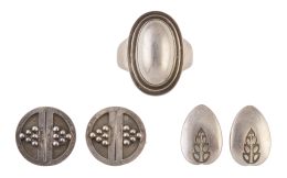 360.  Conjunto GEORGE JENSEN de sortija, pendientes y gemelos en 