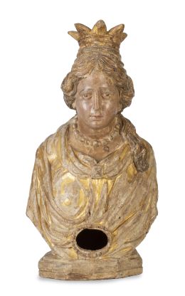 1009.  Santa.Busto-relicario de madera tallada con restos de policromía y dorado.España, S. XVII.