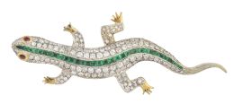 306.  Broche con diseño de salamandra cuajada de brillantes de ta
