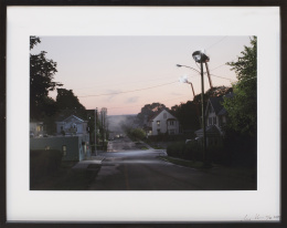 906.  GREGORY CREWDSON (Brooklyn, Nueva York, 1962)Production Still (The Madison 01), 2007-2008.