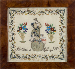 1297.  Bordado sobre seda con hilos de colores y abalorios.Trabajo español, S. XIX.