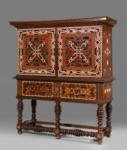460.  Magnífico escritorio colonial.Quizás Virreinato de Nueva España, S.XVIII.