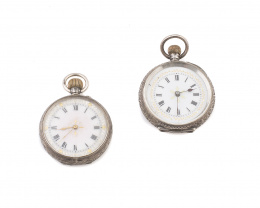 447.  Dos relojes Lepine en plata de pp.S. XX