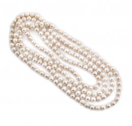 157.  Collar largo de perlas cultivadas de 9 mm