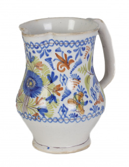712.  Jarro de cerámica esmaltada con decoración vegetal de flores.Manises, S. XIX