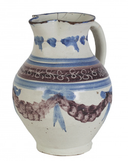 702.  Jarro de bola de cerámica de la serie de  pabellones, esmaltado en azul cobalto y manganeso.Talavera, primera mitad del S. XIX..