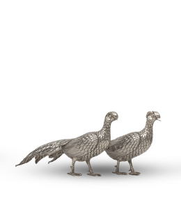 1126.  Pareja de faisanes de plata.S. XX.