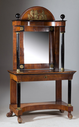 580.  Tocador fernandino en madera de caoba con escenas mitológicas.Trabajo español. Primer tercio S. XIX.