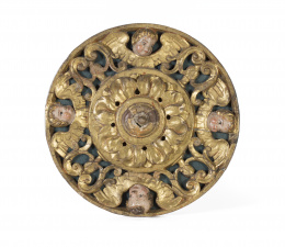 757.  Clave de bóveda, en madera tallada y policromada. España, S. XVI.