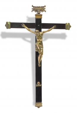1220.  Cristo en bronce dorado. Escuela italiana, S. XVII.