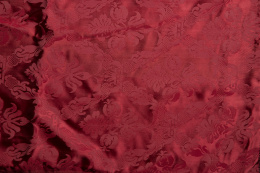 536.  Dos cortinas de damasco rojo.S. XIX.